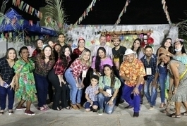Servidores da Evangelina Rosa participam de festa junina