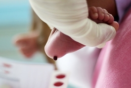 Dia Nacional: Maternidade alerta para importância do teste do pezinho