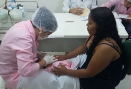 Evangelina realiza atendimento odontológico a gestantes e bebês há 20 anos